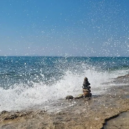 Zen Sea Danai B Апартаменты *